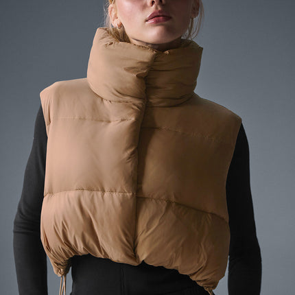 alo Women's Cropped Gold Rush Puffer Vest - Toasted Almond