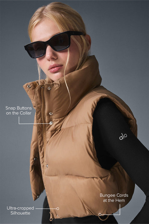 alo Women's Cropped Gold Rush Puffer Vest - Toasted Almond