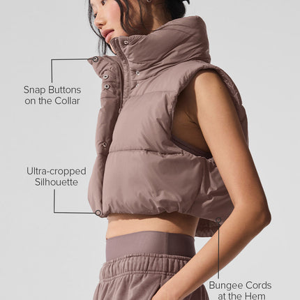 alo Women's Extreme Cropped Gold Rush Puffer Vest - Mushroom
