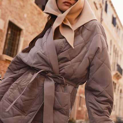 alo Women's Urbanite Wrap Puffer - Mushroom