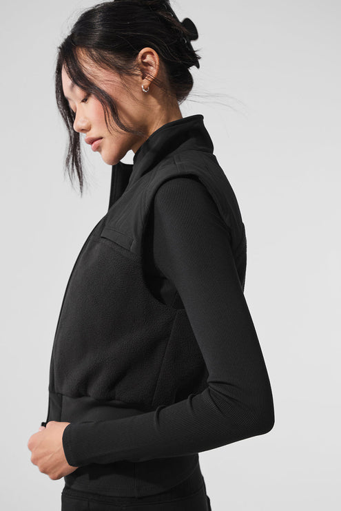 alo Women's Polar Fleece Wintry Mix Vest - Black