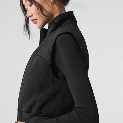alo Women's Polar Fleece Wintry Mix Vest - Black
