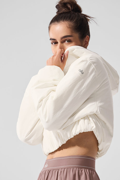 alo Women's Cropped Mountain Peak Full-Zip Hoodie - Ivory