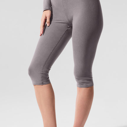 alo Women's Washed Alosoft High-Waist Iconic 90's Capri - Cool Grey Wash