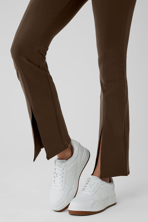 alo Women's Airbrush High-Waist 7/8 Flutter Legging - Espresso