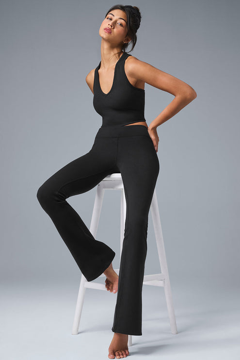 alo Women's Airbrush Low-Rise Bootcut Legging - Black