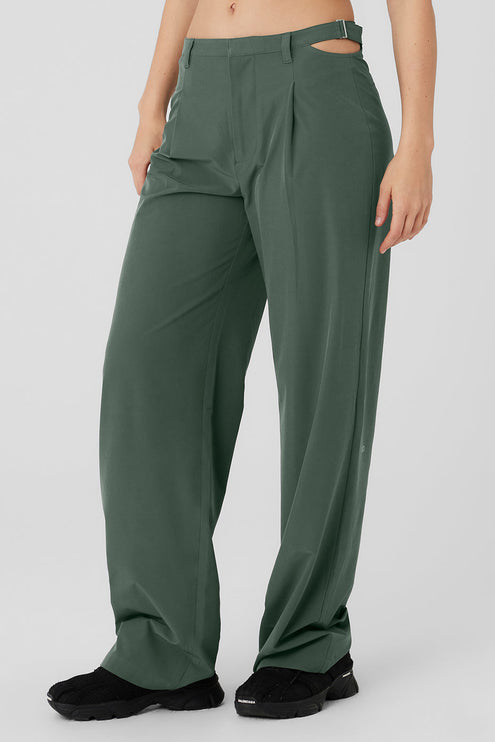 alo Women's Mid-Rise Showdown Trouser - Dark Cactus