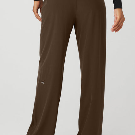 alo Women's Mid-Rise Showdown Trouser - Espresso