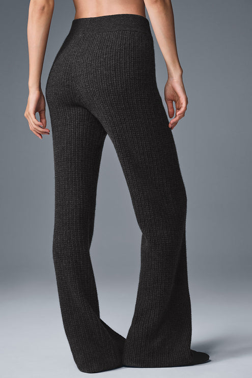 alo Women's Cashmere High-Waist Plush Waffle Pant - Dark Heather Grey