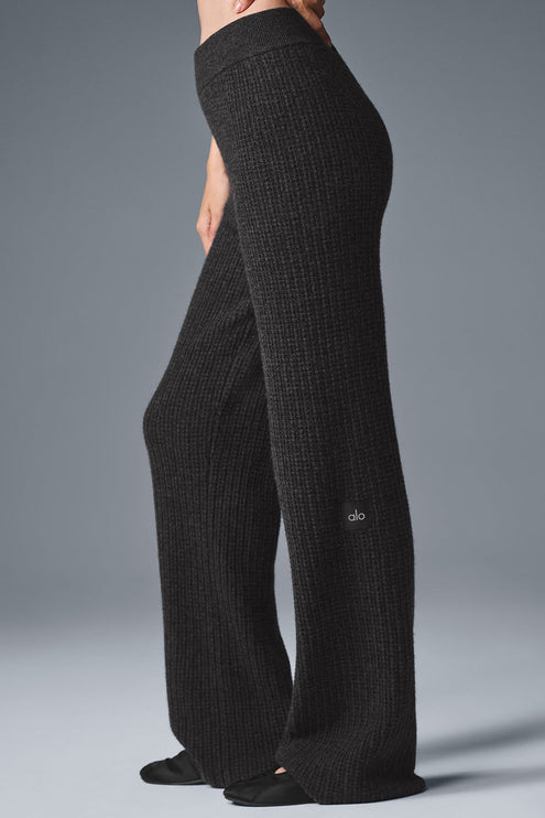 alo Women's Cashmere High-Waist Plush Waffle Pant - Dark Heather Grey
