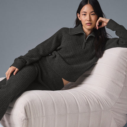 alo Women's Cashmere High-Waist Plush Waffle Pant - Dark Heather Grey