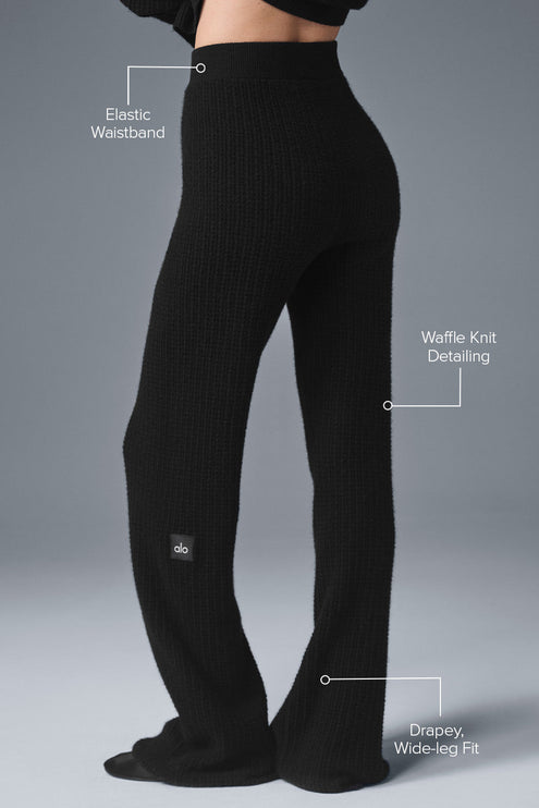 alo Women's Cashmere High-Waist Plush Waffle Pant - Black