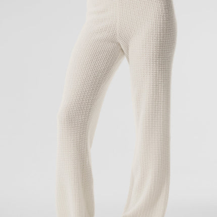 alo Women's Cashmere High-Waist Plush Waffle Pant - Ivory