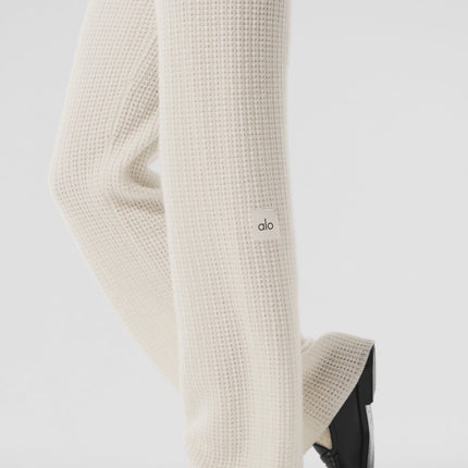 alo Women's Cashmere High-Waist Plush Waffle Pant - Ivory