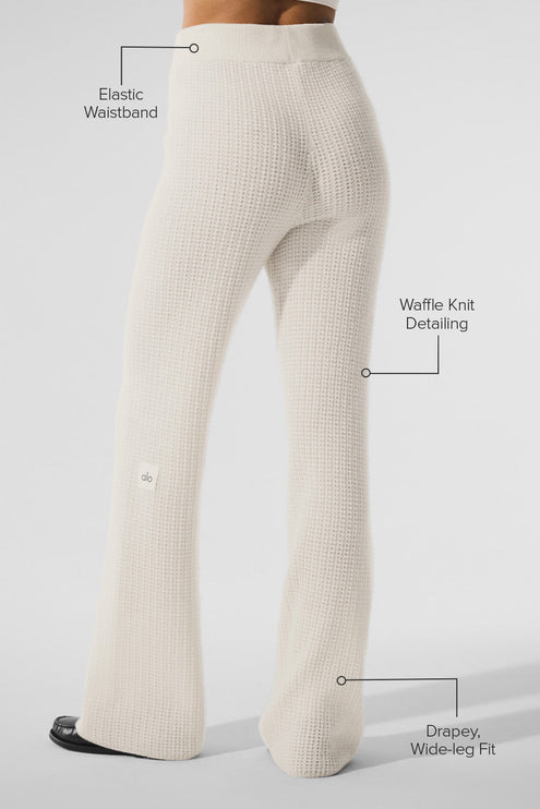 alo Women's Cashmere High-Waist Plush Waffle Pant - Ivory