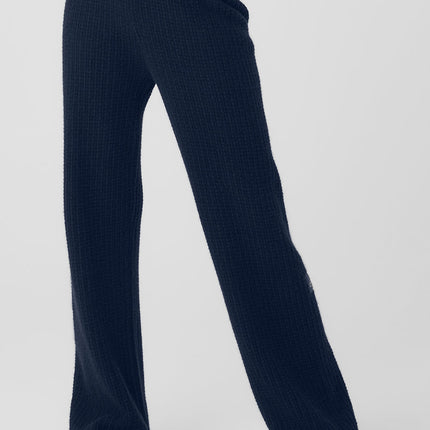 alo Women's Cashmere High-Waist Plush Waffle Pant - Navy