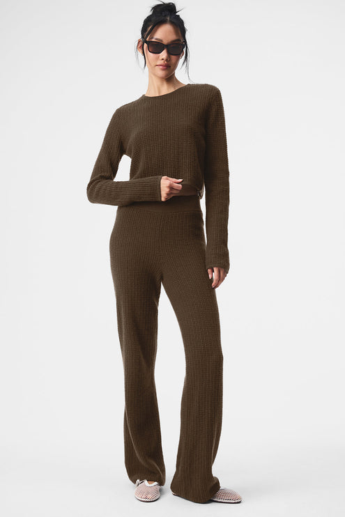 alo Women's Cashmere High-Waist Plush Waffle Pant - Espresso