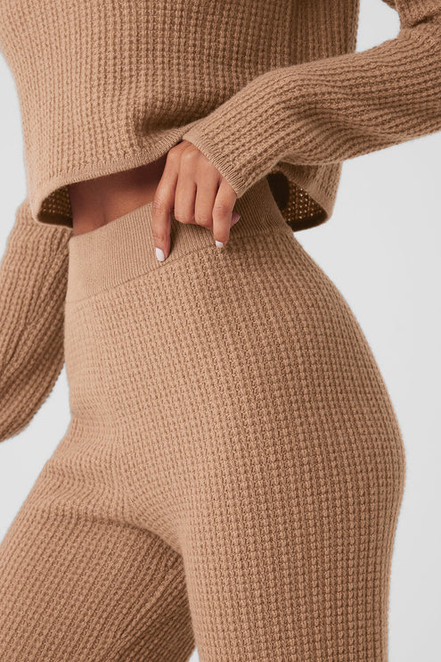 alo Women's Cashmere High-Waist Plush Waffle Pant - Toasted Almond