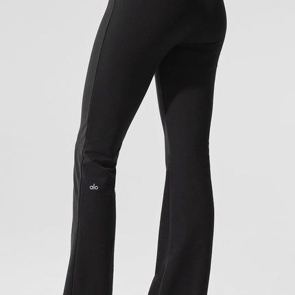 alo Women's Sway Bootcut Sweatpant - Black