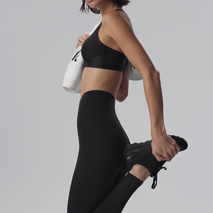 alo Women's Airlift Strength Extreme High-Waist 7/8 Legging - Black