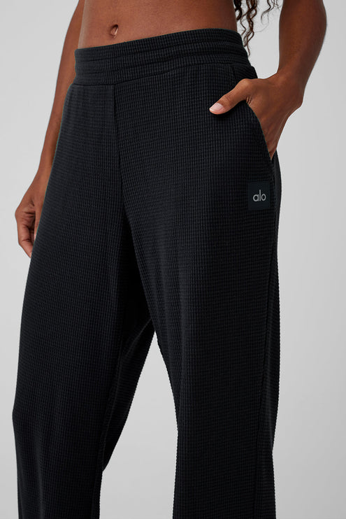 alo Women's Waffle Weekend Escape Jogger - Black