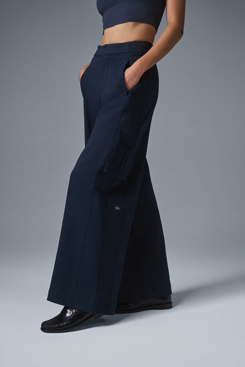 alo Women's Show Off Cargo Wide Leg Trouser - Navy
