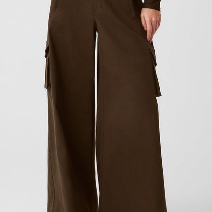 alo Women's Show Off Cargo Wide Leg Trouser - Espresso