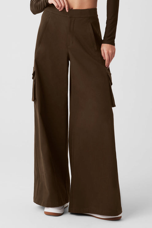 alo Women's Show Off Cargo Wide Leg Trouser - Espresso