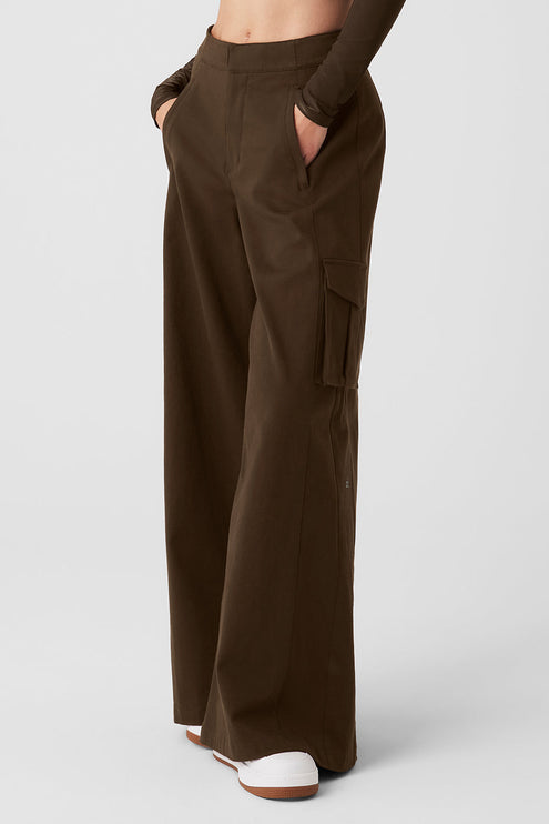 alo Women's Show Off Cargo Wide Leg Trouser - Espresso