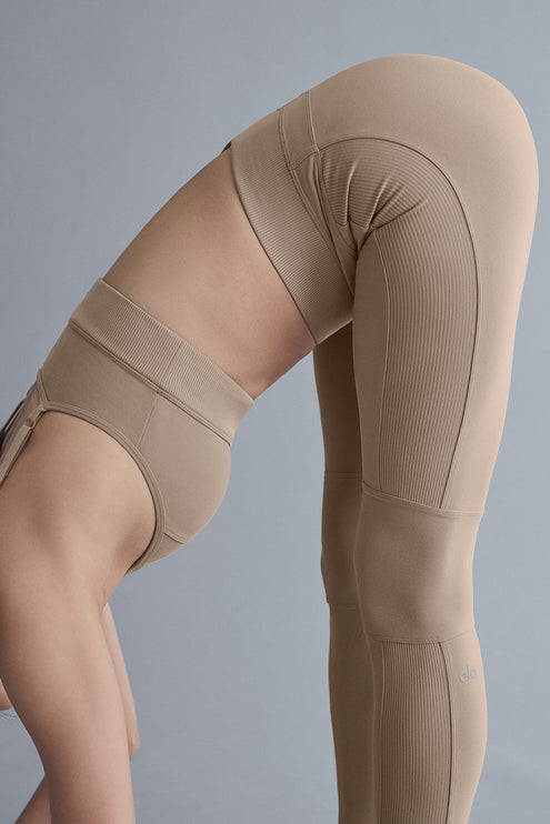 alo Women's Alosoft High-Waist Head Start Legging - Gravel