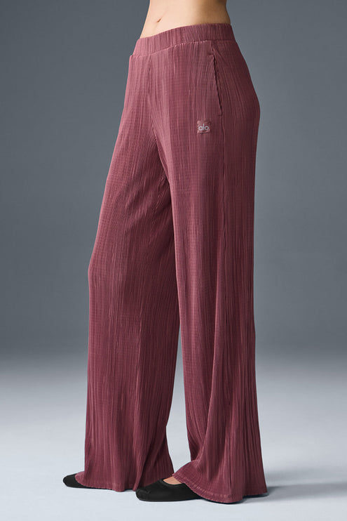 alo Women's High-Waist Micro Plisse Straight Leg Pant - Burgundy Truffle