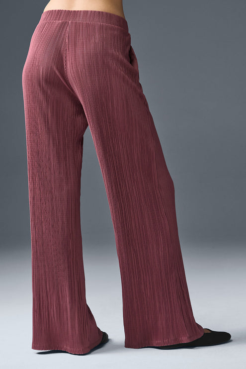 alo Women's High-Waist Micro Plisse Straight Leg Pant - Burgundy Truffle