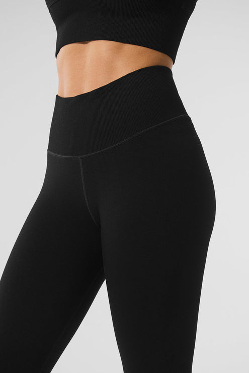 alo Women's Seamless Winter Warm Plush High-Waist 7/8 Legging - Black