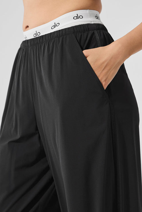 alo Women's Breezy Wide Leg Pant - Black