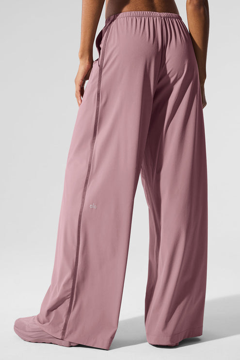alo Women's Breezy Wide Leg Pant - Smoky Quartz