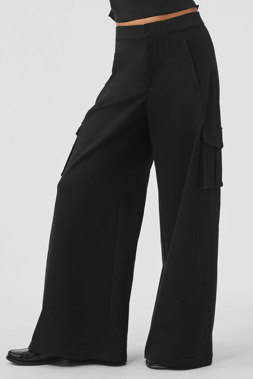 alo Women's Show Off Cargo Wide Leg Trouser (Regular) - Black