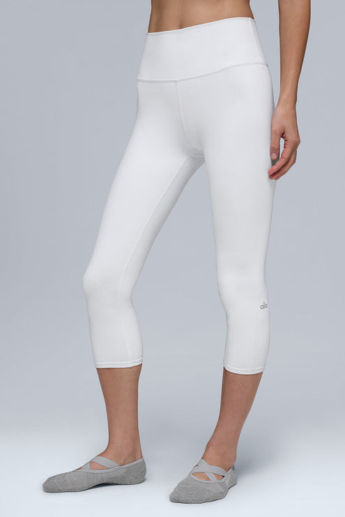 alo Women's High-Waist Airbrush Capri - White
