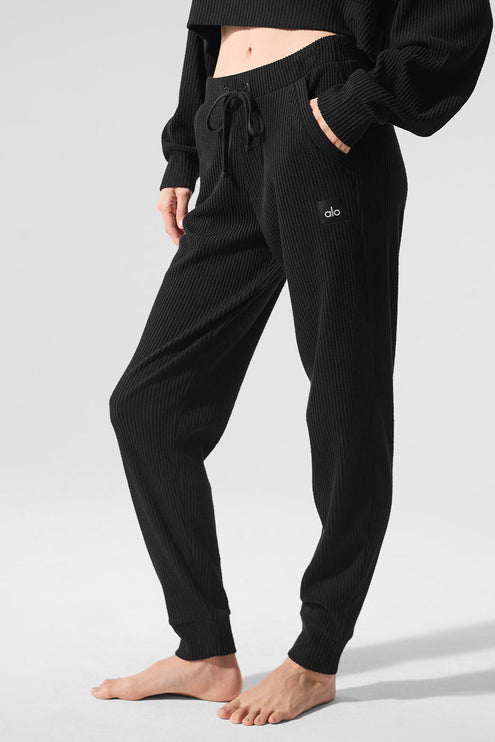alo Women's Muse Sweatpant - Black