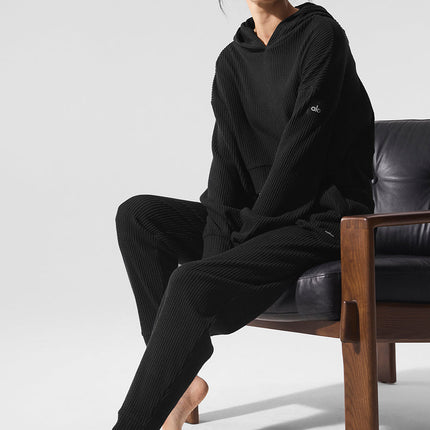 alo Women's Muse Sweatpant - Black
