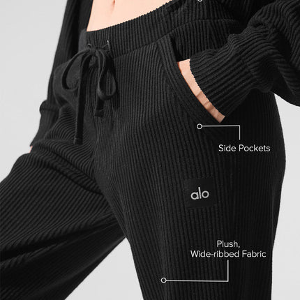alo Women's Muse Sweatpant - Black