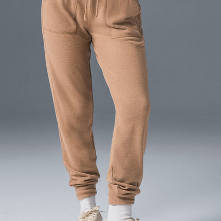 alo Women's Soho Sweatpant - Toasted Almond