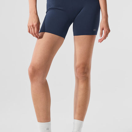 alo Women's 5" Seamless Ribbed Favorite Short - Navy