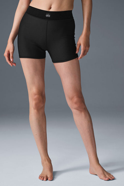 alo Women's Airlift High-Waist Line Up Short - Black