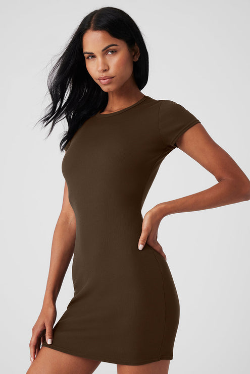 alo Women's Goddess Ribbed Short Sleeve Dress - Espresso