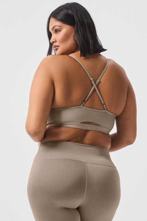 alo Women's Airlift Intrigue Bra - Gravel