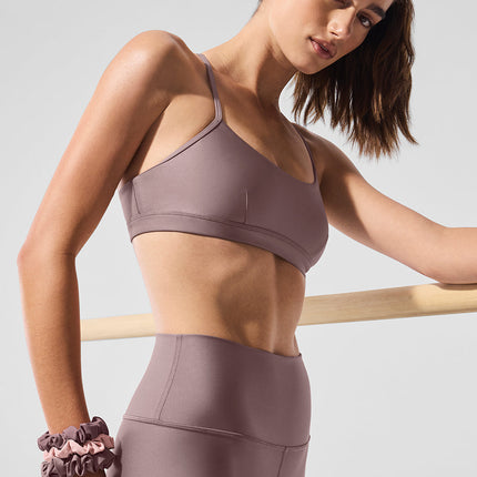 alo Women's Airlift Intrigue Bra - Mushroom