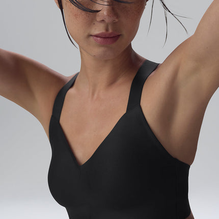 alo Women's Airlift Strength Bra - Black
