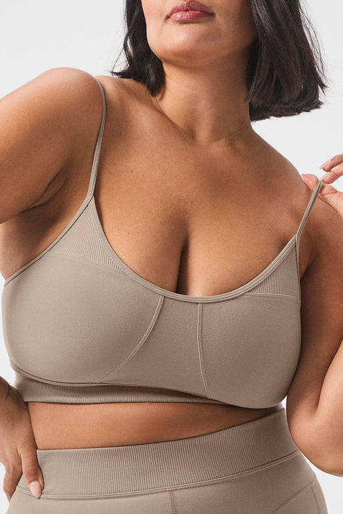 alo Women's Alosoft Head Start Bra - Gravel
