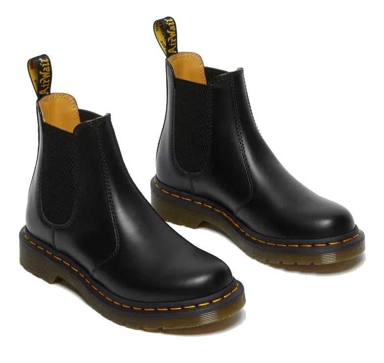 Dr. Martens Women's 2976 Smooth Leather Chelsea Boots Black - Special Price