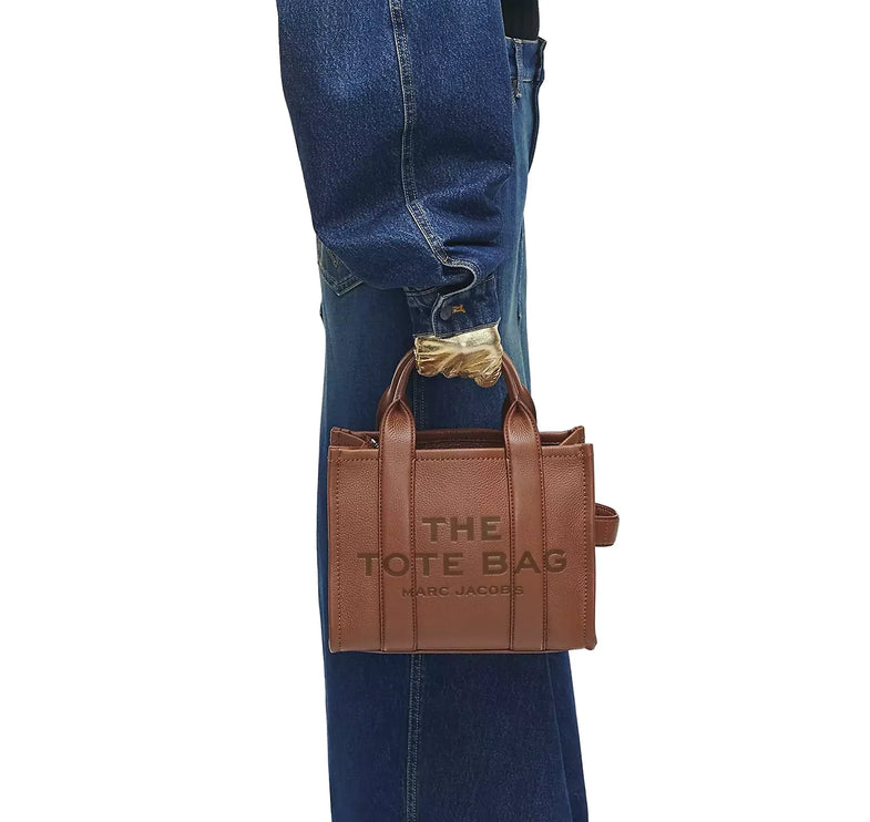 Marc Jacobs Women's The Leather Medium Tote Bag Argan Oil